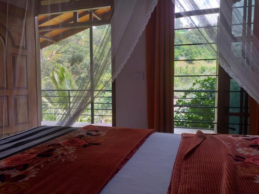 Rawana Mountain View Homestay Ella Esterno foto